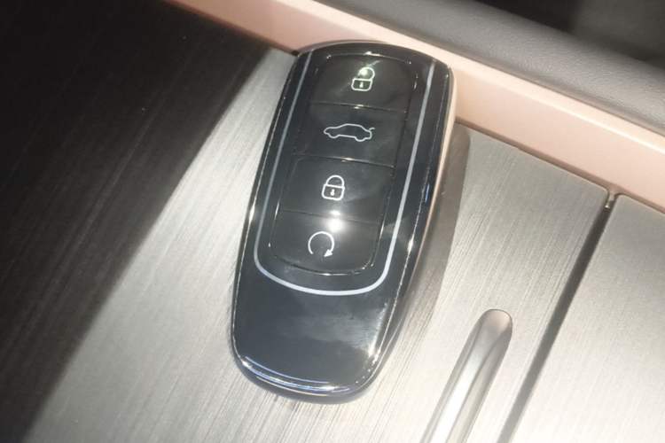 Used Chery Tiggo 5x 2025 High-Performance Edition 1.5T CVT Luxury Model Vehicle Key