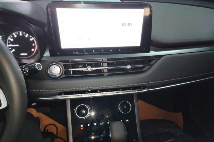 Used Chery Tiggo 5x 2025 1.5L CVT Excellence Edition Audio And AC Panel