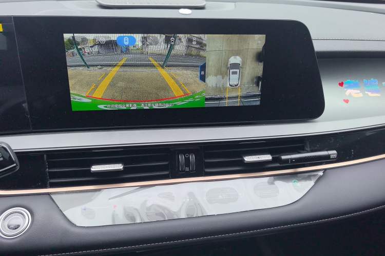 Used Chery Tiggo 5x 2025 High-Performance Edition 1.5T CVT Luxury Model Audio And AC Panel