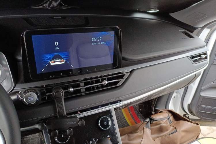 Used Chery Tiggo 5x 2025 1.5L CVT Excellence Edition Audio And AC Panel