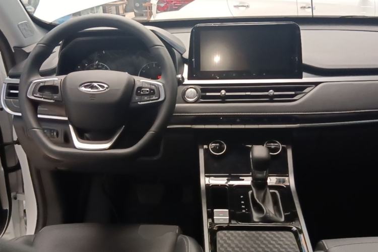 Used Chery Tiggo 5x 2025 1.5L CVT Excellence Edition Center Console