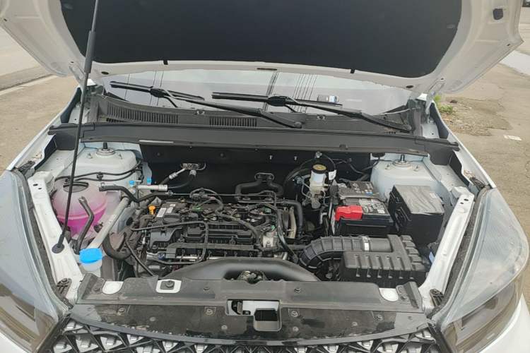 Used Chery Tiggo 5x 2025 1.5L CVT Excellence Edition Engine Bay