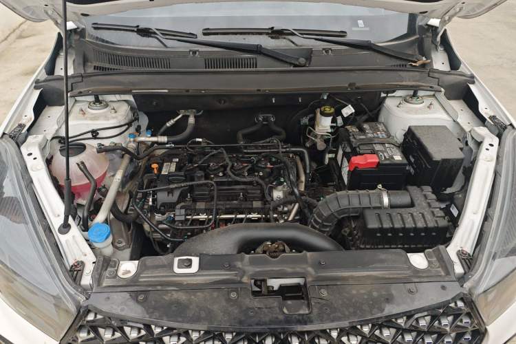 Used Chery Tiggo 5x 2025 1.5L CVT Excellence Edition Engine Bay