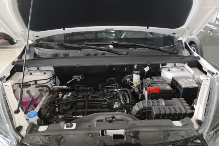 Used Chery Tiggo 5x 2025 1.5L CVT Excellence Edition Engine Bay
