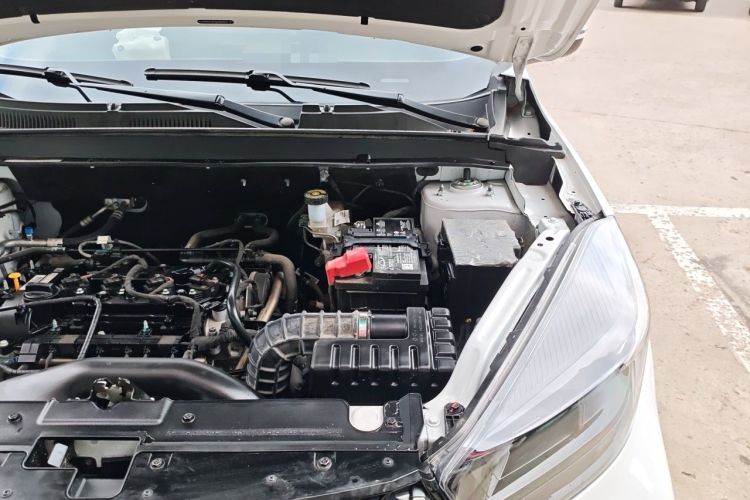 Used Chery Tiggo 5x 2025 1.5L CVT Excellence Edition Engine Bay Left
