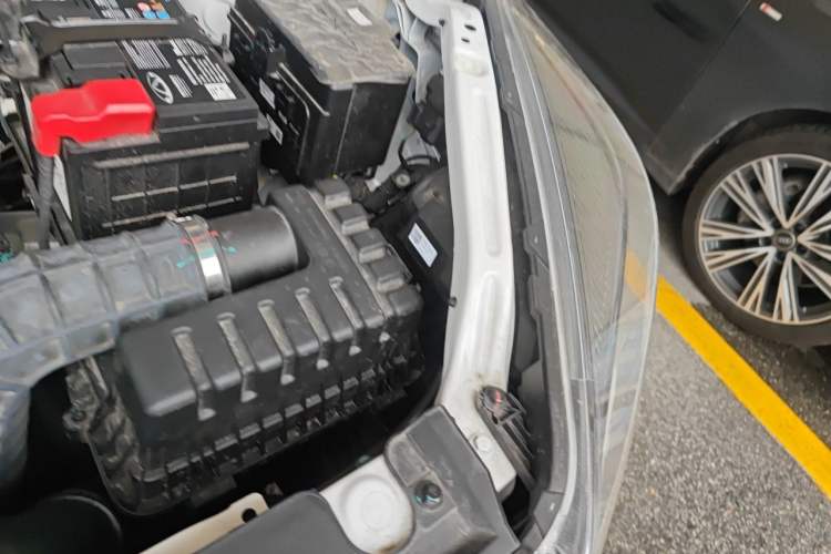 Used Chery Tiggo 5x 2025 1.5L CVT Excellence Edition Engine Bay Left
