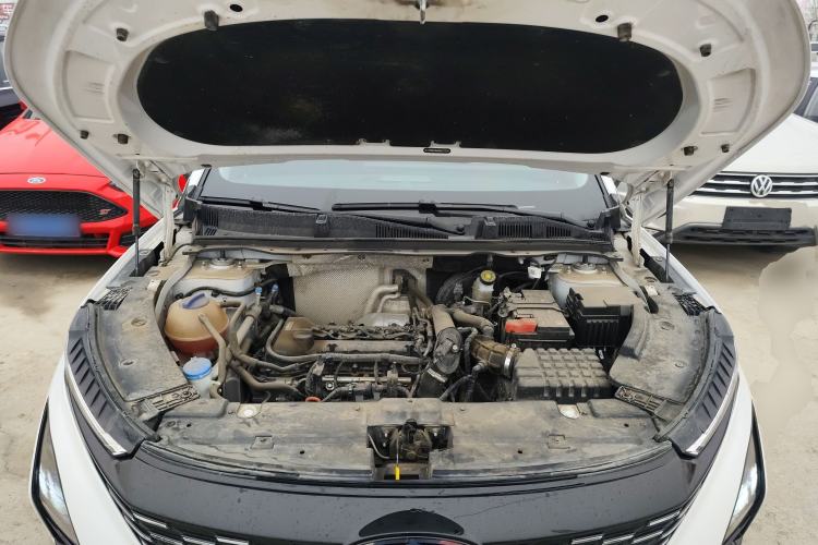 Used Chery Tiggo 5x 2025 High-Energy Version 1.5T CVT Comfort Model Engine Bay