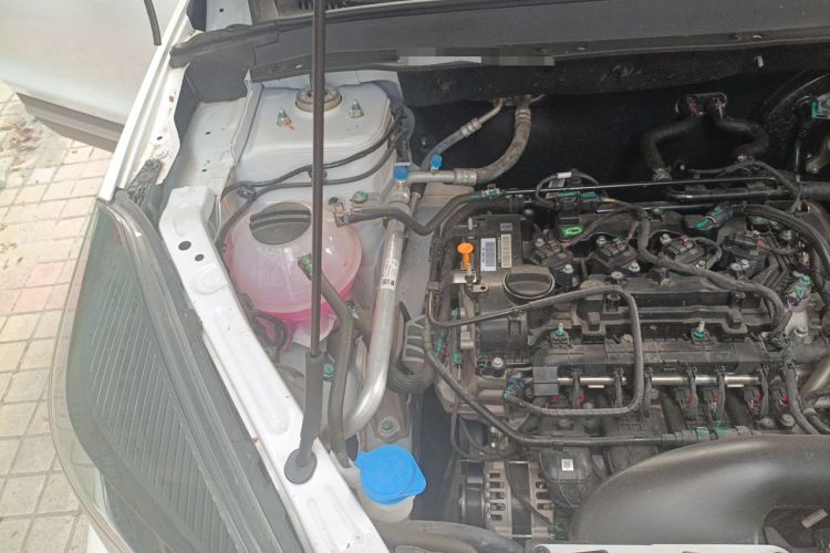 Used Chery Tiggo 5x 2025 1.5L CVT Excellence Edition Engine Bay Right