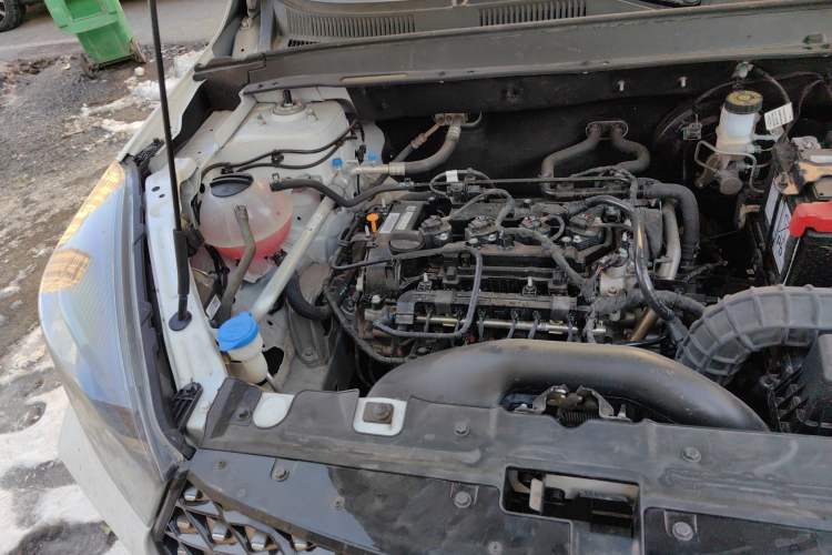Used Chery Tiggo 5x 2025 1.5L CVT Excellence Edition Engine Bay Right