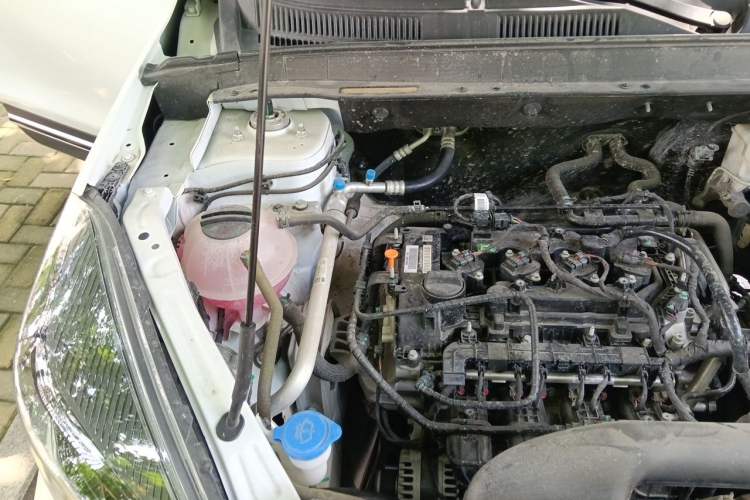 Used Chery Tiggo 5x 2025 1.5L CVT Excellence Edition Engine Bay Right