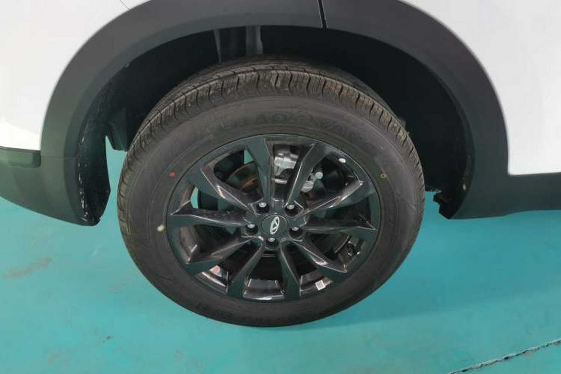 Used Chery Tiggo 5x 2025 1.5L CVT Excellence Edition Exterior 5