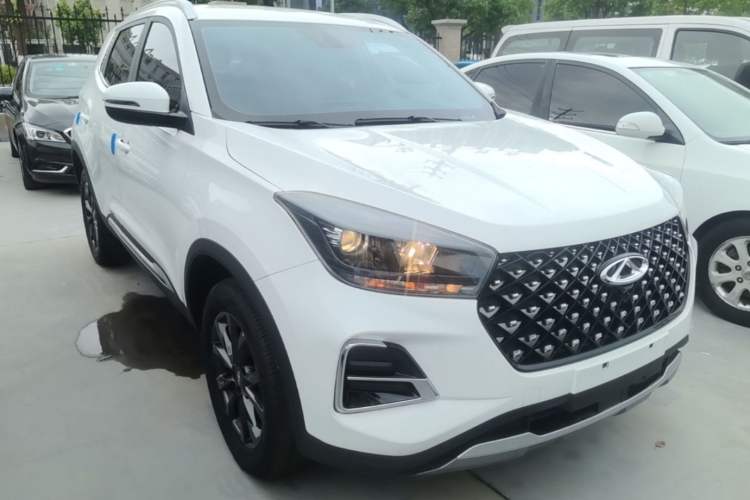 Used Chery Tiggo 5x 2025 1.5L CVT Excellence Edition Front Right 45 Deg