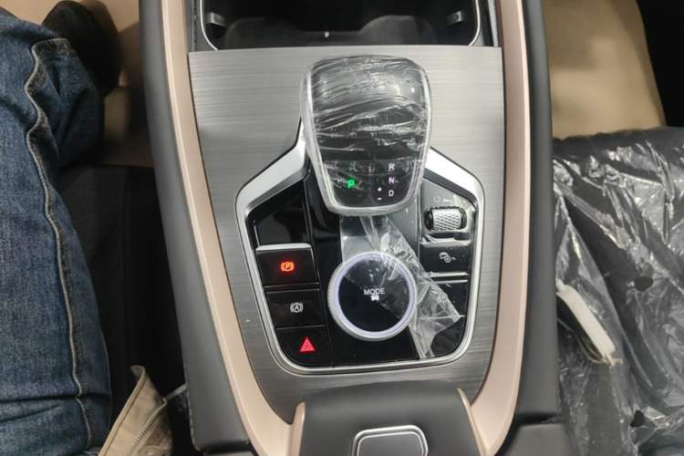 Used Chery Tiggo 5x 2025 High-Energy Version 1.5T CVT Comfort Model Gear Lever