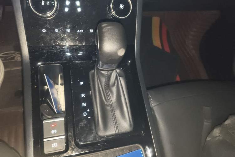 Used Chery Tiggo 5x 2025 1.5L CVT Excellence Edition Gear Lever