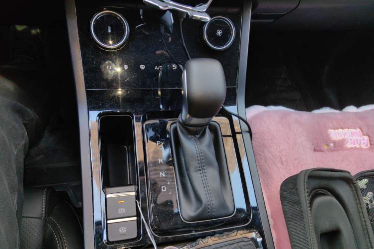 Used Chery Tiggo 5x 2025 1.5L CVT Excellence Edition Gear Lever