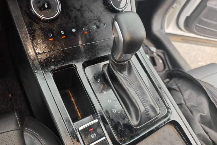 Used Chery Tiggo 5x 2025 1.5L CVT Excellence Edition Gear Lever