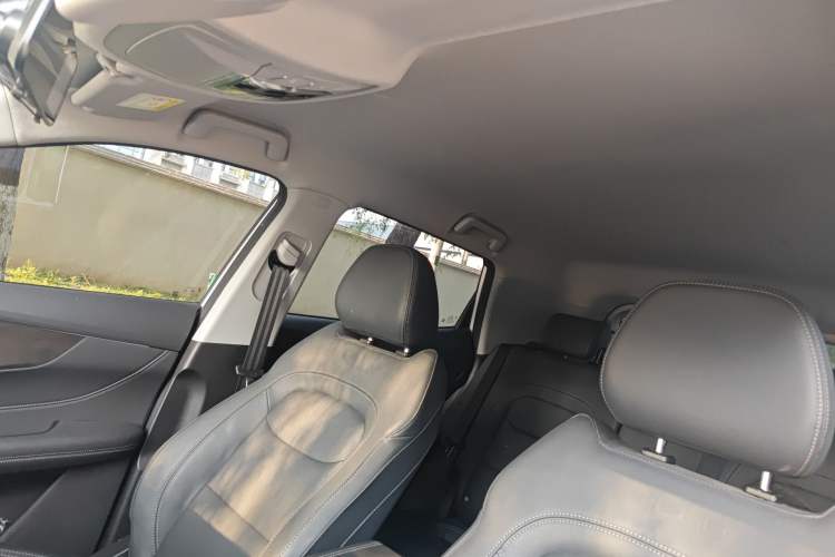 Used Chery Tiggo 5x 2025 1.5L CVT Excellence Edition Headliner