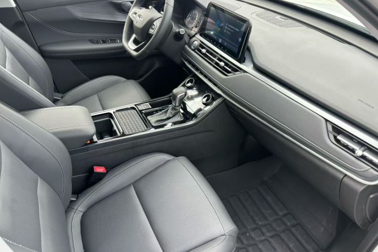 Used Chery Tiggo 5x 2025 1.5L CVT Excellence Edition Interior 3