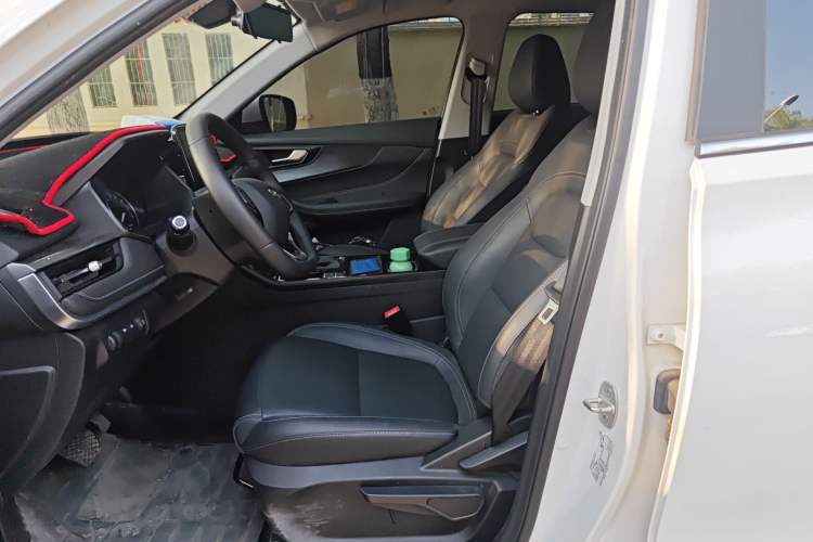 Used Chery Tiggo 5x 2025 1.5L CVT Excellence Edition Left Front Seat