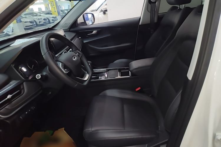 Used Chery Tiggo 5x 2025 1.5L CVT Excellence Edition Left Front Seat