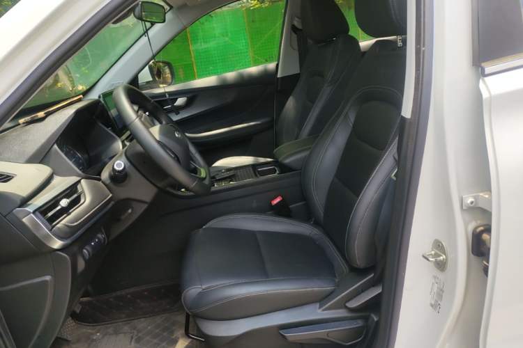 Used Chery Tiggo 5x 2025 1.5L CVT Excellence Edition Left Front Seat
