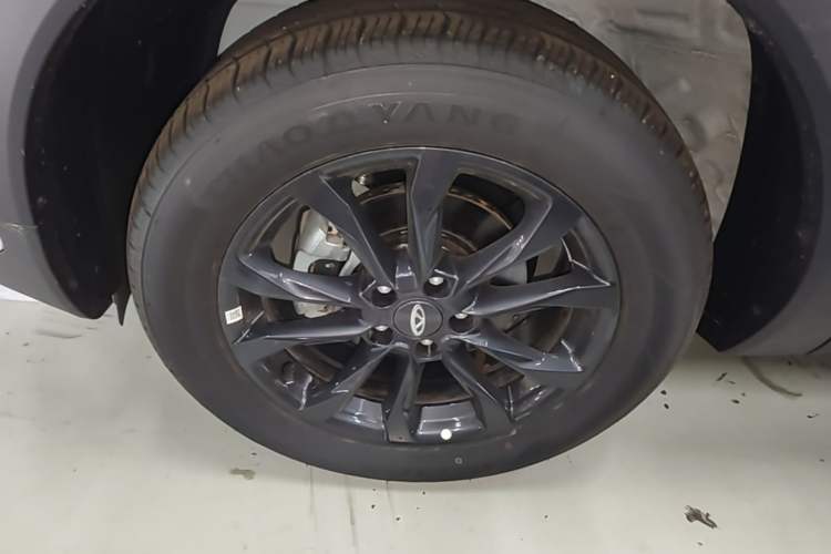 Used Chery Tiggo 5x 2025 1.5L CVT Excellence Edition Left Front Wheel Hub