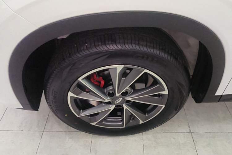 Used Chery Tiggo 5x 2025 High-Performance Edition 1.5T CVT Luxury Model Left Front Wheel Hub