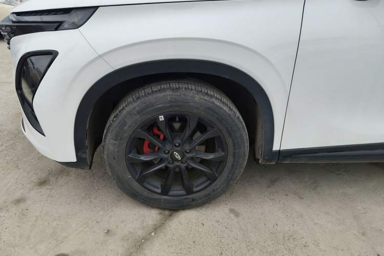 Used Chery Tiggo 5x 2025 High-Energy Version 1.5T CVT Comfort Model Left Front Wheel Hub