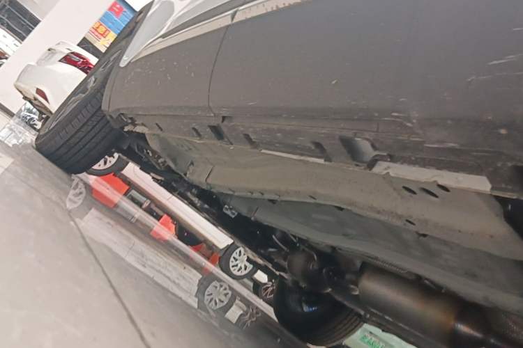 Used Chery Tiggo 5x 2025 1.5L CVT Excellence Edition Left Side Sill