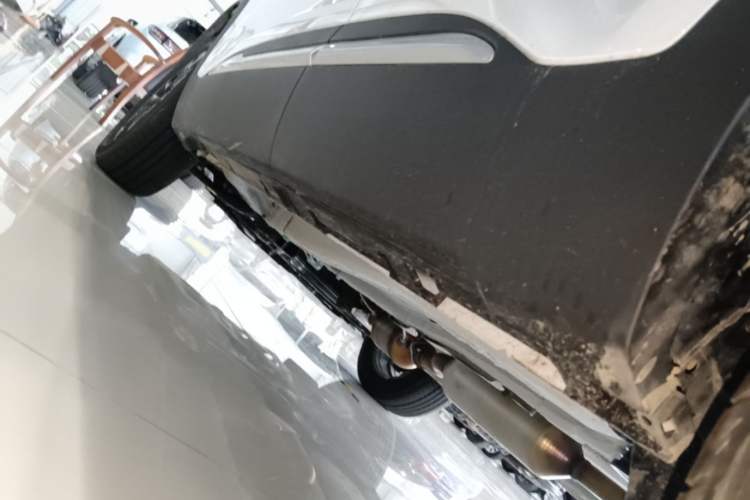 Used Chery Tiggo 5x 2025 1.5L CVT Excellence Edition Left Side Sill