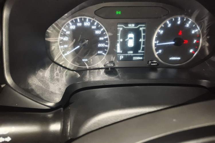 Used Chery Tiggo 5x 2025 1.5L CVT Excellence Edition Odometer Close Up