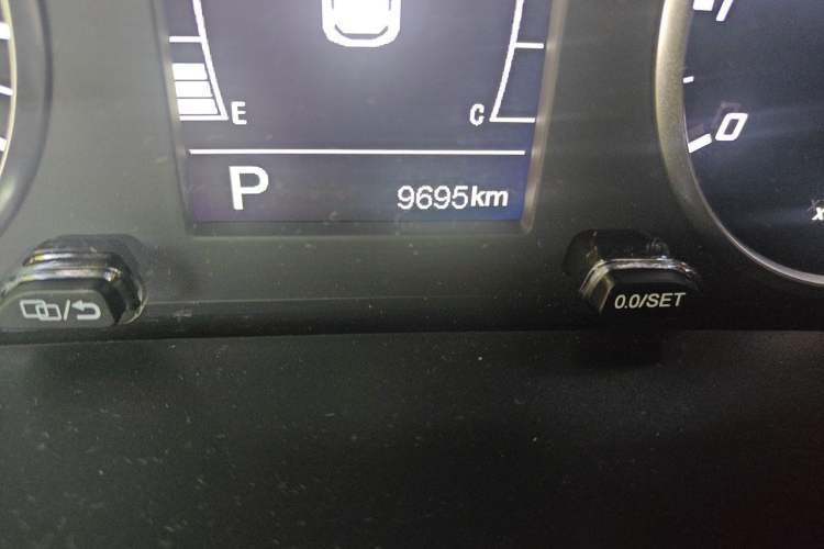Used Chery Tiggo 5x 2025 1.5L CVT Excellence Edition Odometer Close Up