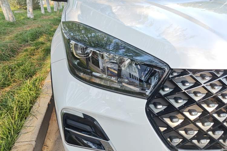 Used Chery Tiggo 5x 2025 1.5L CVT Excellence Edition Right Front Headlight