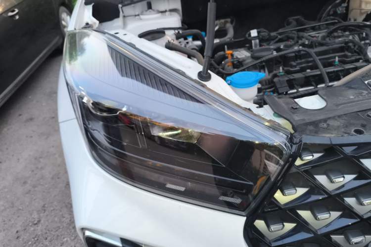 Used Chery Tiggo 5x 2025 1.5L CVT Excellence Edition Right Front Headlight