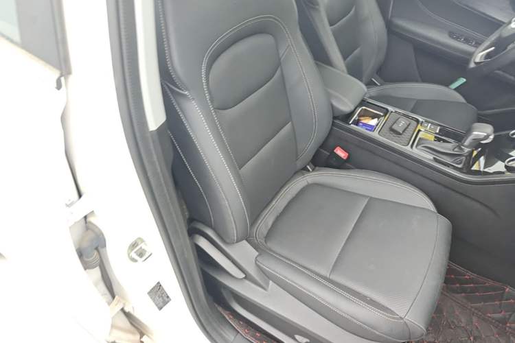 Used Chery Tiggo 5x 2025 1.5L CVT Excellence Edition Right Front Seat