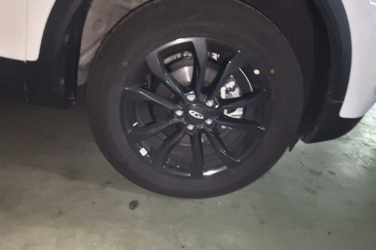 Used Chery Tiggo 5x 2025 1.5L CVT Excellence Edition Right Front Wheel Hub
