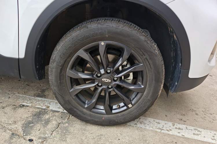 Used Chery Tiggo 5x 2025 1.5L CVT Excellence Edition Right Front Wheel Hub