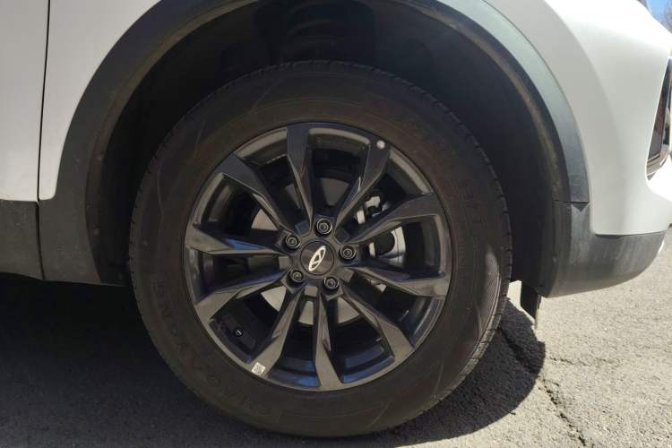 Used Chery Tiggo 5x 2025 1.5L CVT Excellence Edition Right Front Wheel Hub