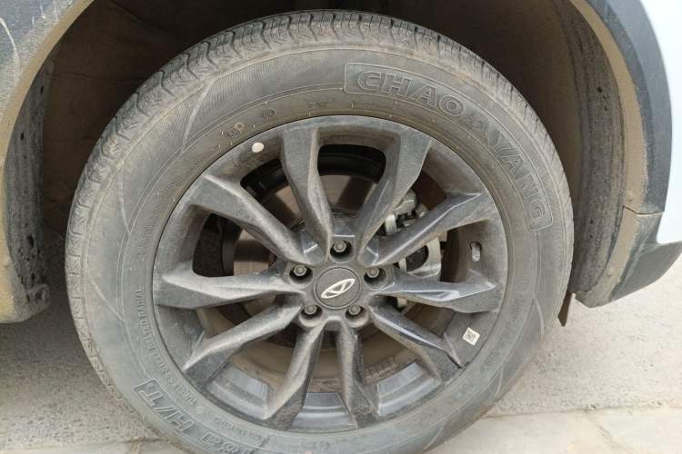 Used Chery Tiggo 5x 2025 1.5L CVT Excellence Edition Right Front Wheel Hub