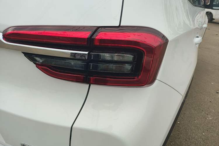 Used Chery Tiggo 5x 2025 1.5L CVT Excellence Edition Right Rear Taillight