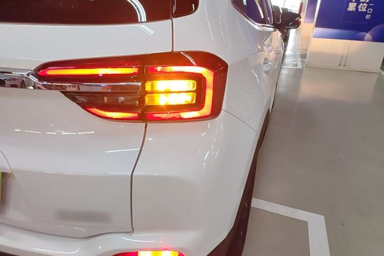 Used Chery Tiggo 5x 2025 1.5L CVT Excellence Edition Right Rear Taillight