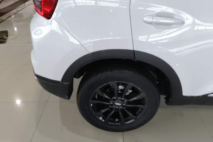 Used Chery Tiggo 5x 2025 1.5L CVT Excellence Edition Right Rear Wheel Hub