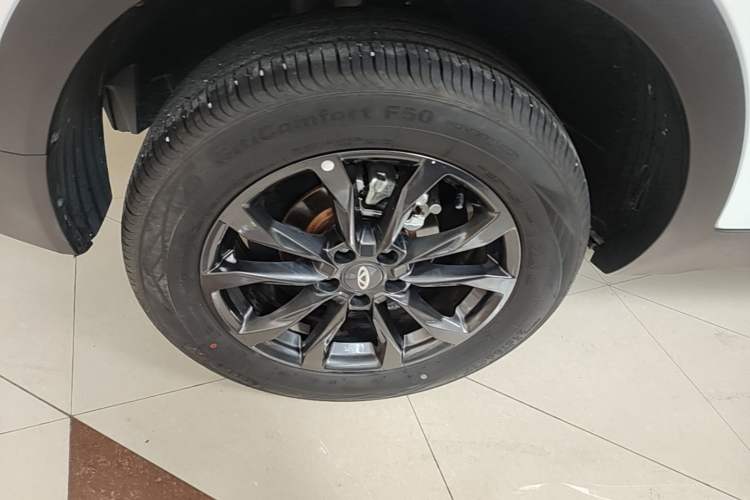 Used Chery Tiggo 5x 2025 1.5L CVT Excellence Edition Right Rear Wheel Hub