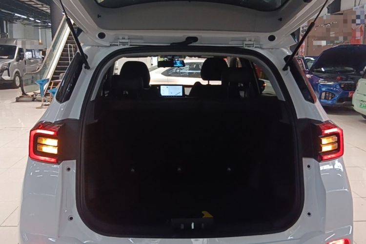 Used Chery Tiggo 5x 2025 1.5L CVT Excellence Edition Trunk