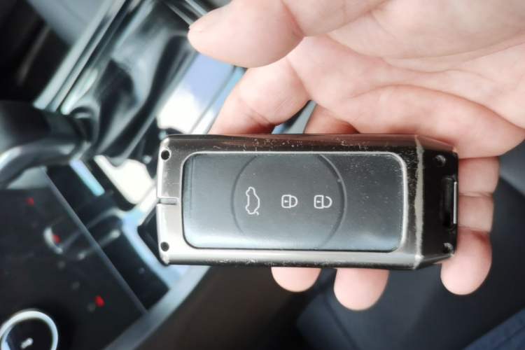Used Chery Tiggo 5x 2025 1.5L CVT Excellence Edition Vehicle Key