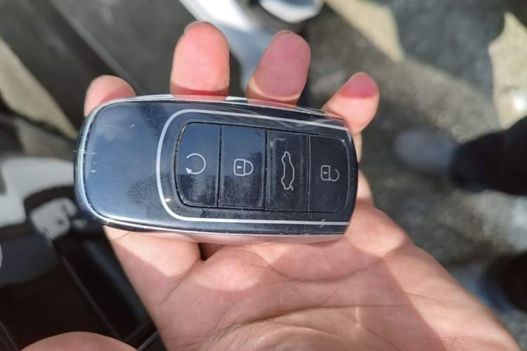 Used Chery Tiggo 5x 2025 High-Energy Version 1.5T CVT Comfort Model Vehicle Key