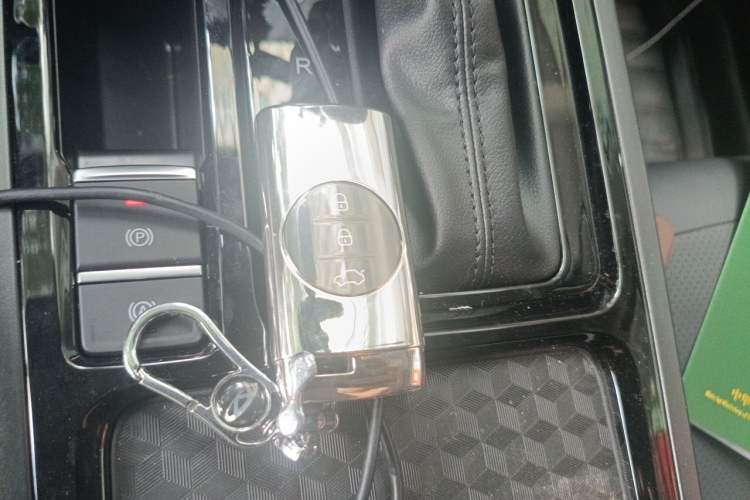 Used Chery Tiggo 5x 2025 1.5L CVT Excellence Edition Vehicle Key