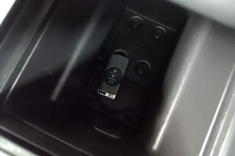 Used Chery Tiggo 5x 2025 1.5L CVT Excellence Edition Vehicle Key