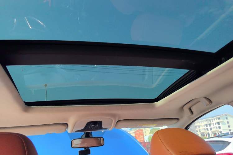 Used Chery Tiggo 7 2016 2.0L CVT YAOZHEN Edition Headliner