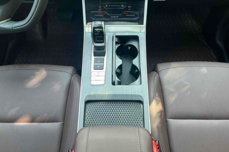 Used Chery Tiggo 7 2025 Excellence Version 1.5T CVT Prestige Edition Interior 4
